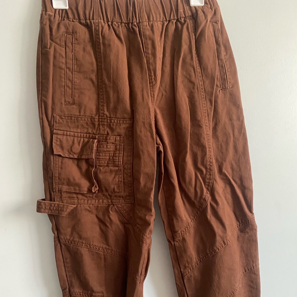 Brown cargo pants with stretchy waistband